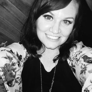 Meet your Posher, Leigh